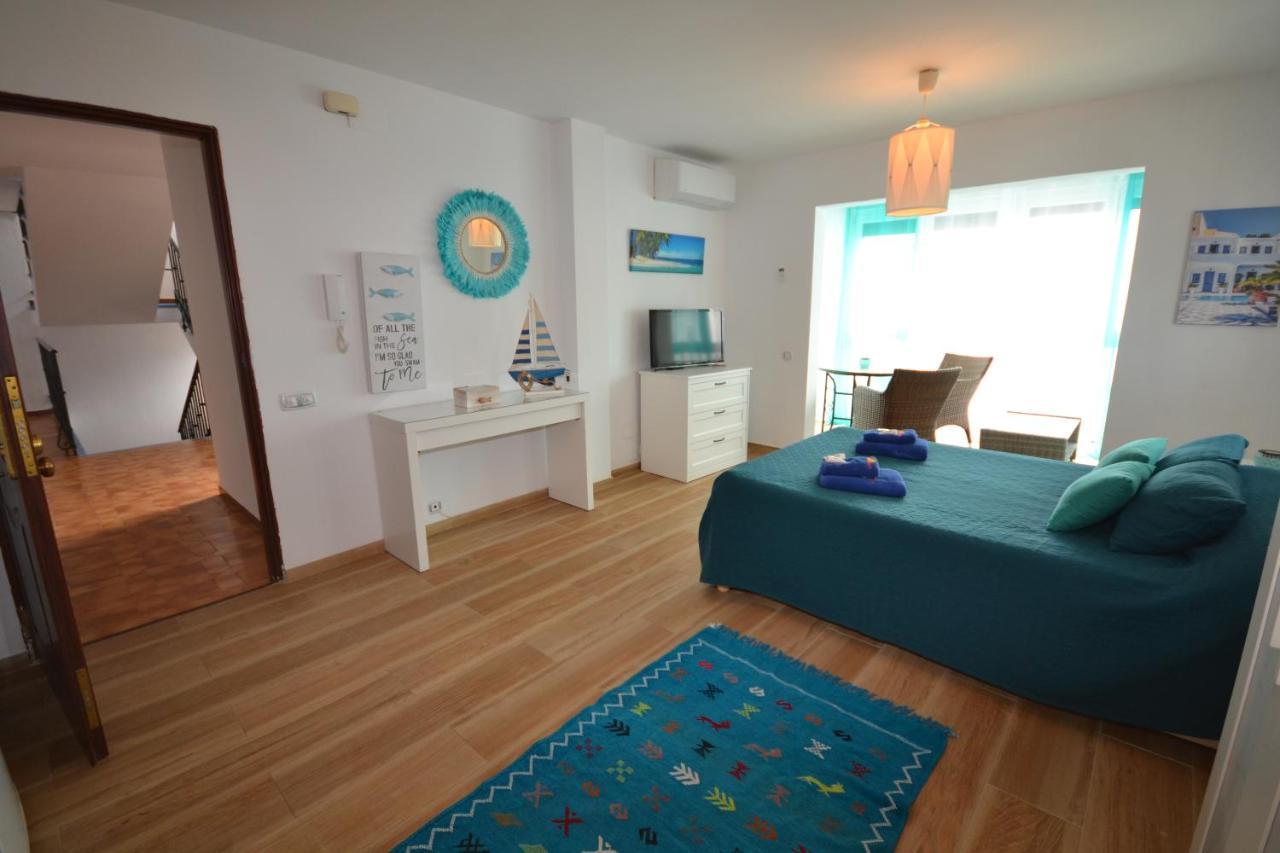 דירות מנילבה Casa Delfin מראה חיצוני תמונה